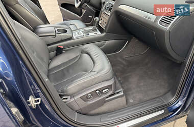 Позашляховик / Кросовер Audi Q7 2010 в 