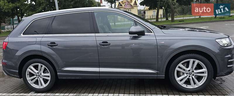 Позашляховик / Кросовер Audi Q7 2016 в Коломиї