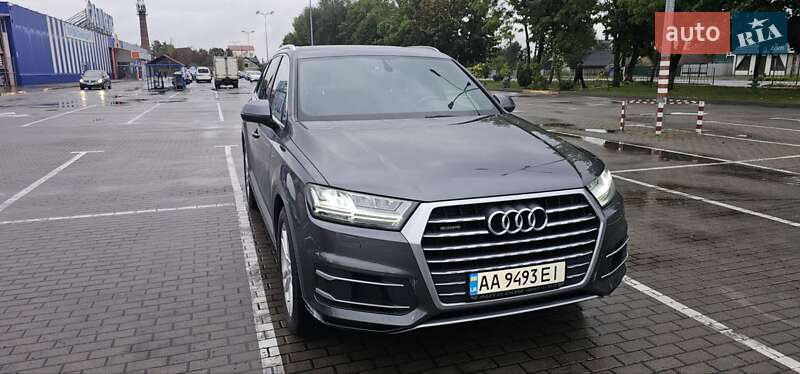 Позашляховик / Кросовер Audi Q7 2016 в Коломиї