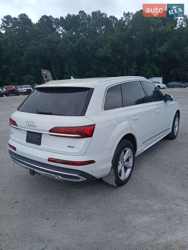 Внедорожник / Кроссовер Audi Q7 2021 в Киеве