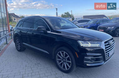 Позашляховик / Кросовер Audi Q7 2017 в 