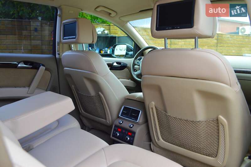 Позашляховик / Кросовер Audi Q7 2010 в Одесі фото 34 Позашляховик / Кросовер Audi Q7 2010 в Одесі