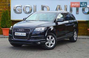 Внедорожник / Кроссовер Audi Q7 2010 в 
