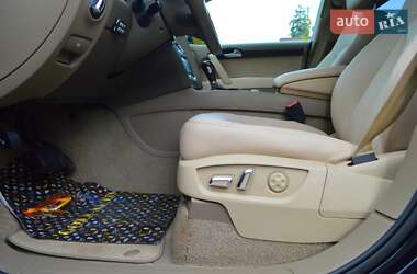 Внедорожник / Кроссовер Audi Q7 2010 в 