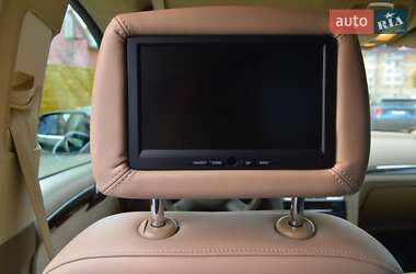 Внедорожник / Кроссовер Audi Q7 2010 в 