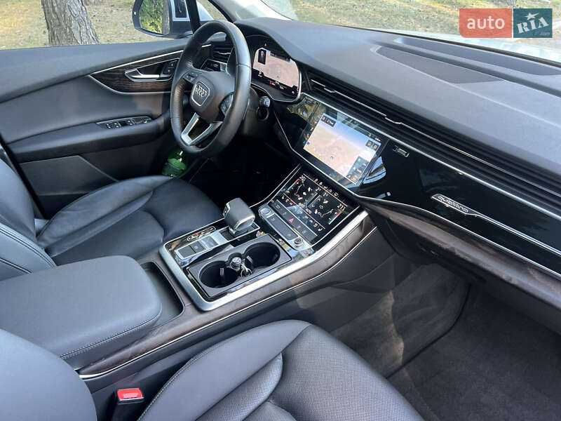 Внедорожник / Кроссовер Audi Q7 2020 в Львове