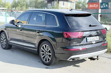 Внедорожник / Кроссовер Audi Q7 2017 в 