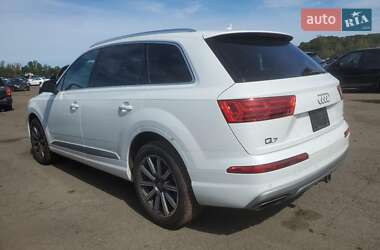 Позашляховик / Кросовер Audi Q7 2015 в 