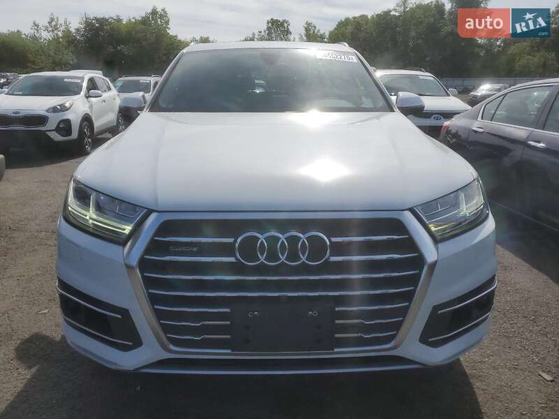 Внедорожник / Кроссовер Audi Q7 2015 в Чернигове