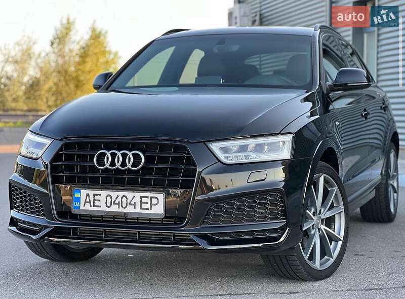 Позашляховик / Кросовер Audi Q7 2020 в 