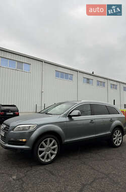 Внедорожник / Кроссовер Audi Q7 2006 в 