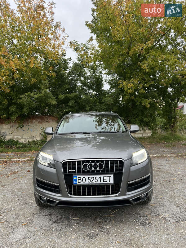 Audi Q7 2011