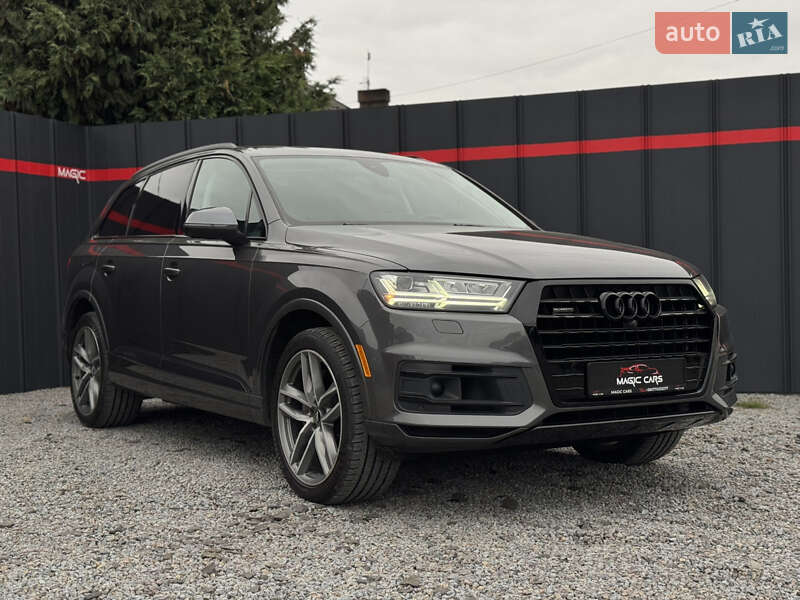 Позашляховик / Кросовер Audi Q7 2018 в Луцьку