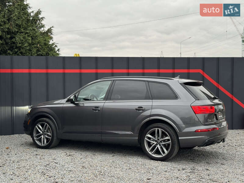 Позашляховик / Кросовер Audi Q7 2018 в Луцьку