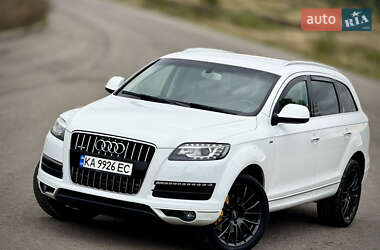 Позашляховик / Кросовер Audi Q7 2013 в 