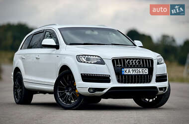 Позашляховик / Кросовер Audi Q7 2013 в 