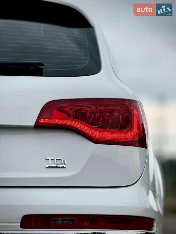 Внедорожник / Кроссовер Audi Q7 2013 в Трускавце