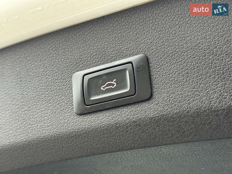 Внедорожник / Кроссовер Audi Q7 2013 в Трускавце