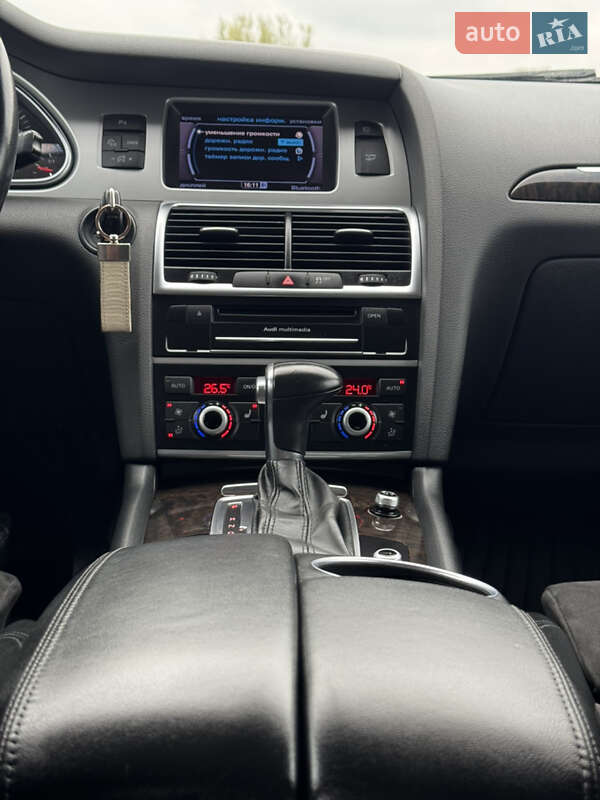 Внедорожник / Кроссовер Audi Q7 2013 в Трускавце