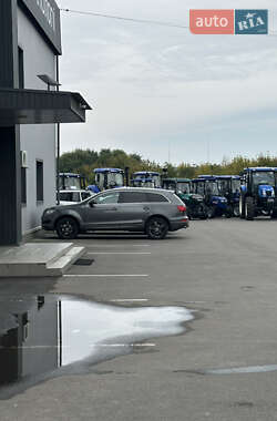 Внедорожник / Кроссовер Audi Q7 2015 в 