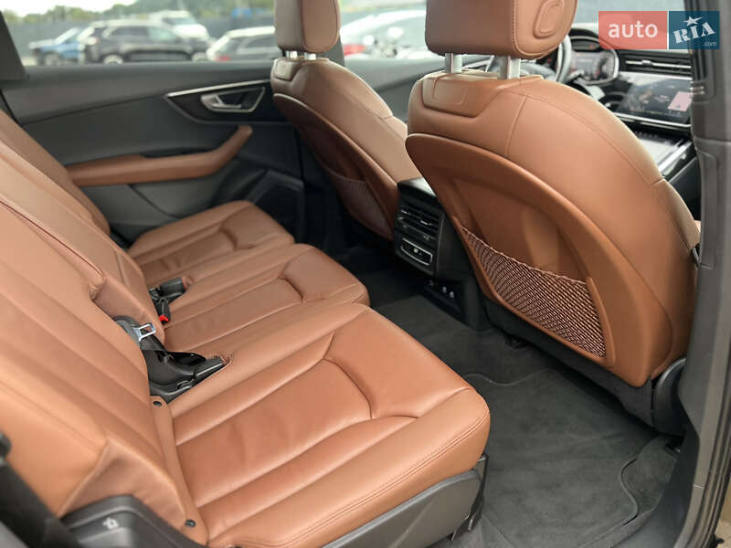 Внедорожник / Кроссовер Audi Q7 2022 в Львове