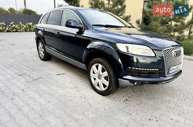 Внедорожник / Кроссовер Audi Q7 2006 в 