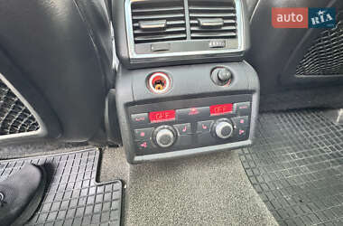 Внедорожник / Кроссовер Audi Q7 2006 в 