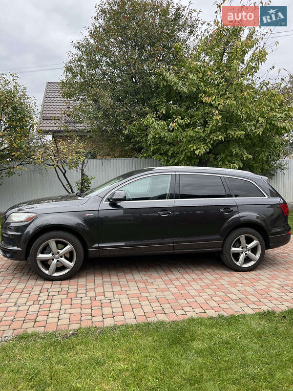 Позашляховик / Кросовер Audi Q7 2012 в Києві