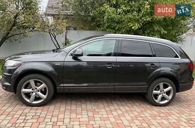 Позашляховик / Кросовер Audi Q7 2012 в 