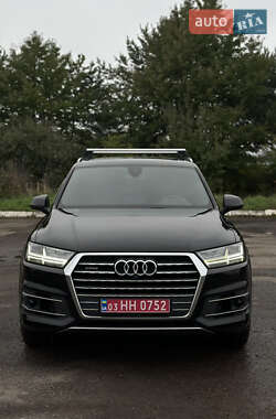 Позашляховик / Кросовер Audi Q7 2017 в Тернополі