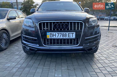 Внедорожник / Кроссовер Audi Q7 2014 в 