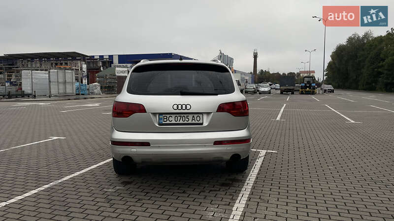 Позашляховик / Кросовер Audi Q7 2006 в Коломиї