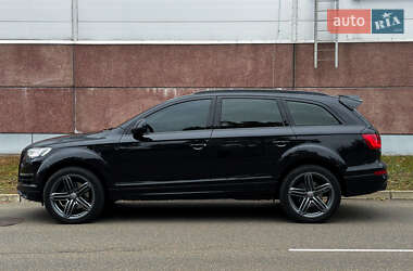 Позашляховик / Кросовер Audi Q7 2014 в 