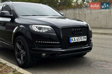 Позашляховик / Кросовер Audi Q7 2014 в 