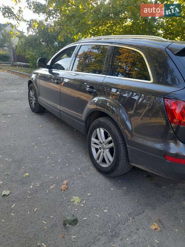Позашляховик / Кросовер Audi Q7 2007 в Сумах