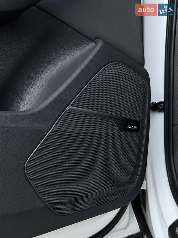 Позашляховик / Кросовер Audi Q7 2020 в Новояворівську