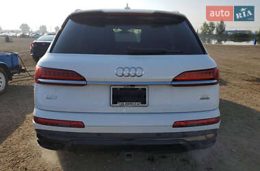Позашляховик / Кросовер Audi Q7 2020 в 