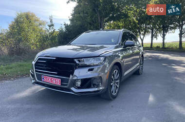 Внедорожник / Кроссовер Audi Q7 2017 в Луцке