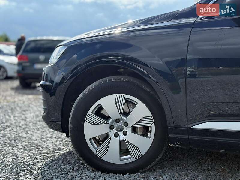 Внедорожник / Кроссовер Audi Q7 2016 в Львове фото 12 Внедорожник / Кроссовер Audi Q7 2016 в Львове