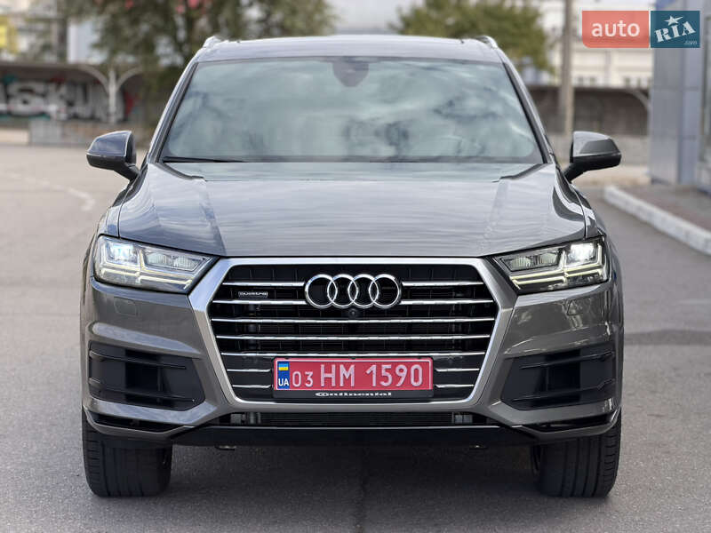 Позашляховик / Кросовер Audi Q7 2017 в Запоріжжі