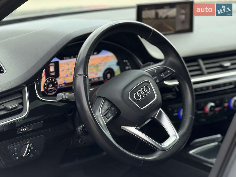 Позашляховик / Кросовер Audi Q7 2017 в Запоріжжі