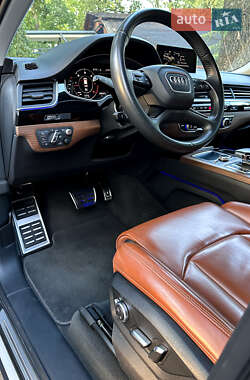Внедорожник / Кроссовер Audi Q7 2017 в 