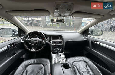 Внедорожник / Кроссовер Audi Q7 2007 в 