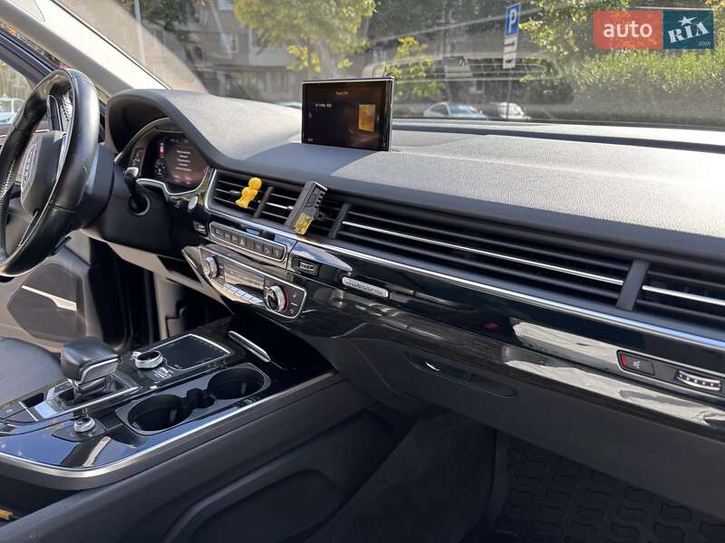 Внедорожник / Кроссовер Audi Q7 2016 в Львове фото 5 Внедорожник / Кроссовер Audi Q7 2016 в Львове