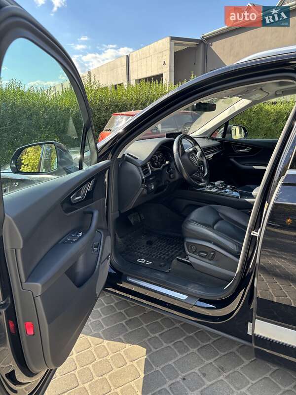 Внедорожник / Кроссовер Audi Q7 2016 в Львове фото 10 Внедорожник / Кроссовер Audi Q7 2016 в Львове