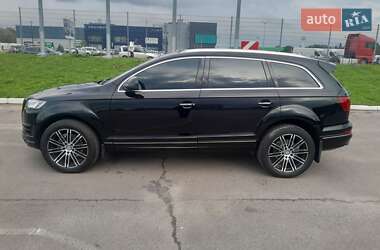 Позашляховик / Кросовер Audi Q7 2013 в 