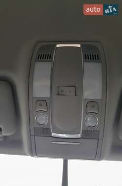 Позашляховик / Кросовер Audi Q7 2013 в 
