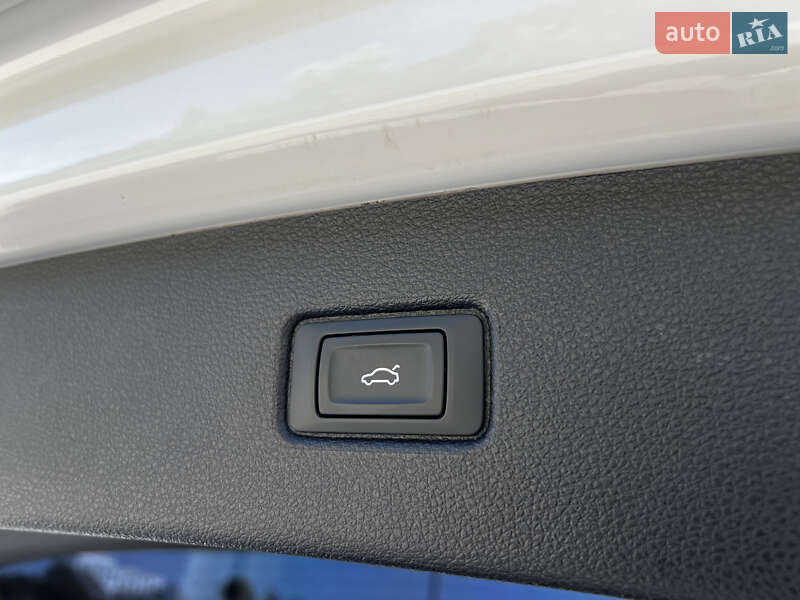 Внедорожник / Кроссовер Audi Q7 2021 в Днепре