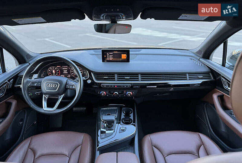 Внедорожник / Кроссовер Audi Q7 2017 в Киеве