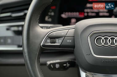 Внедорожник / Кроссовер Audi Q7 2022 в 